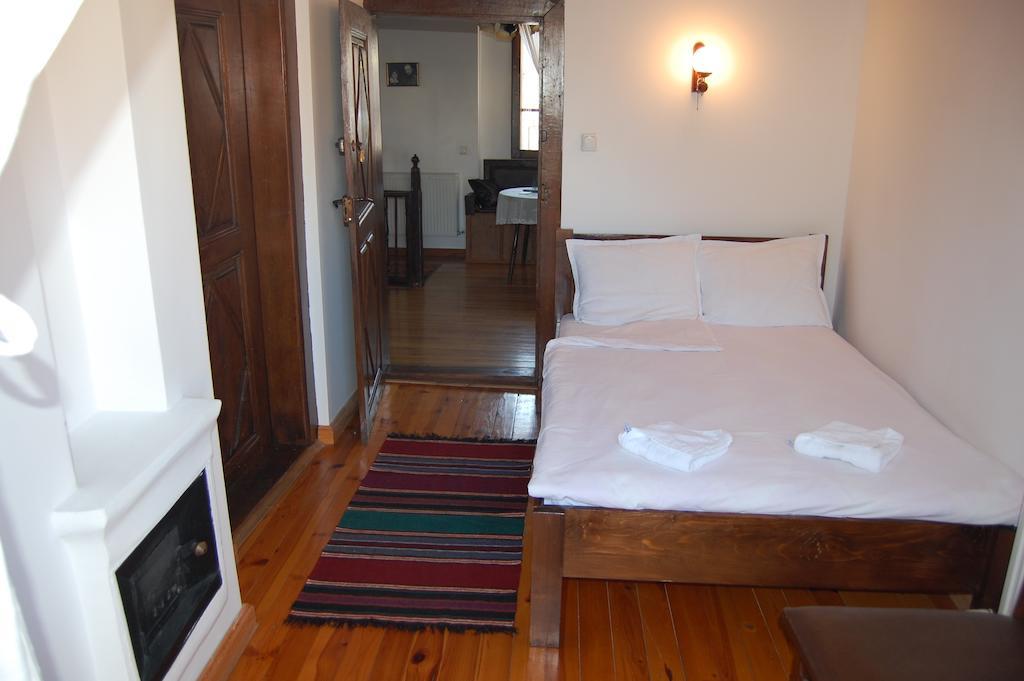 Kazasovata Guest House Трявна Номер фото