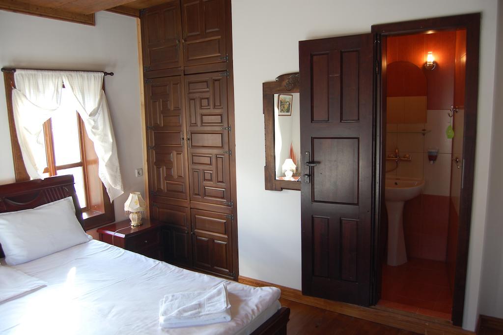 Kazasovata Guest House Трявна Номер фото
