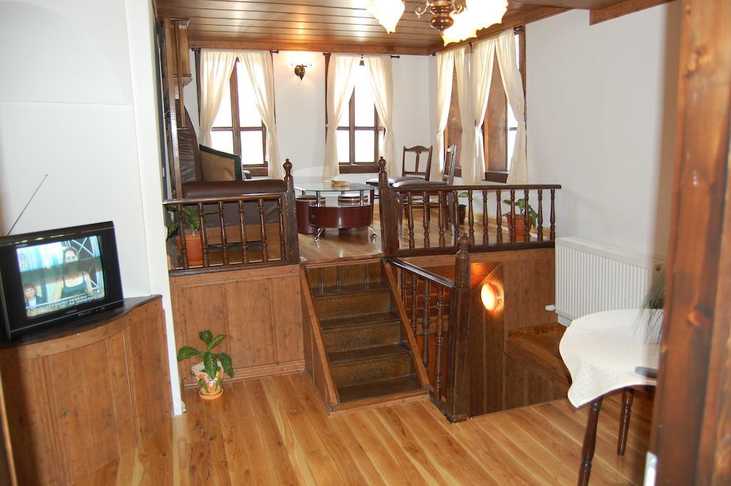 Kazasovata Guest House Трявна Экстерьер фото