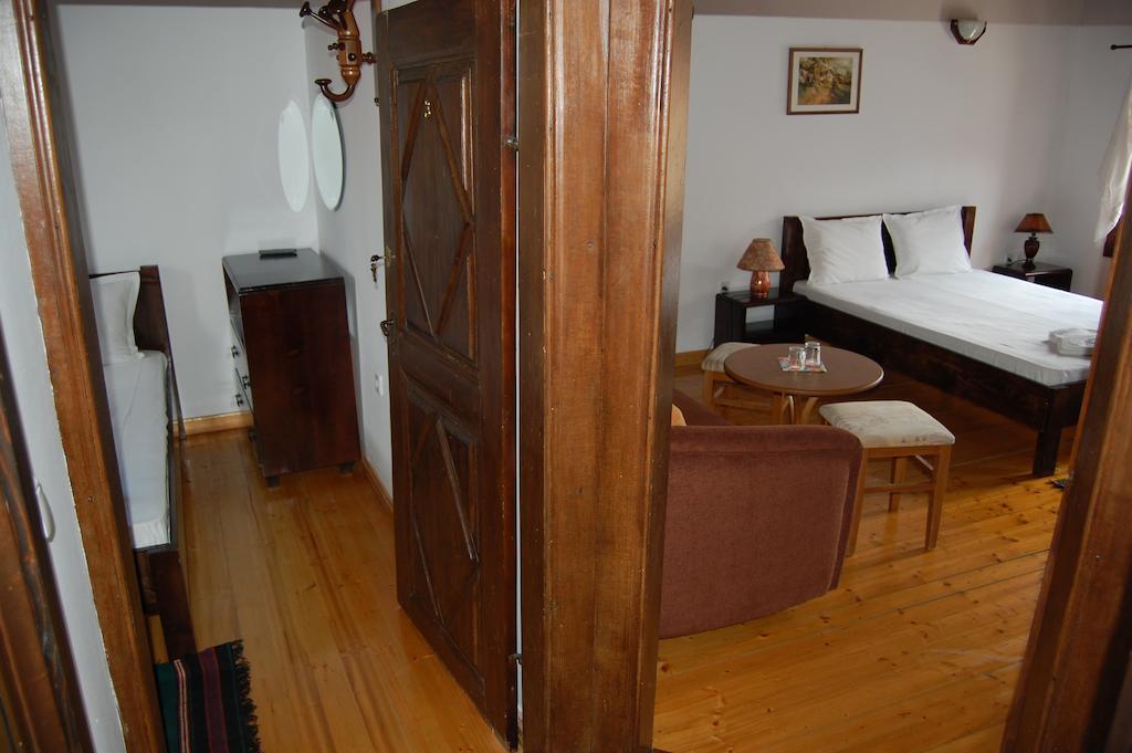 Kazasovata Guest House Трявна Экстерьер фото